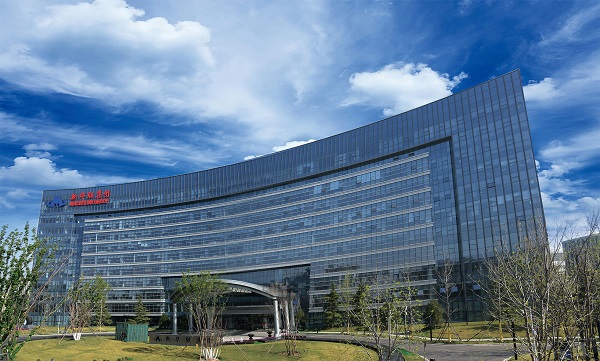 龍普股份與山東新華聯智能光伏戰略合作簽約儀式成功舉行